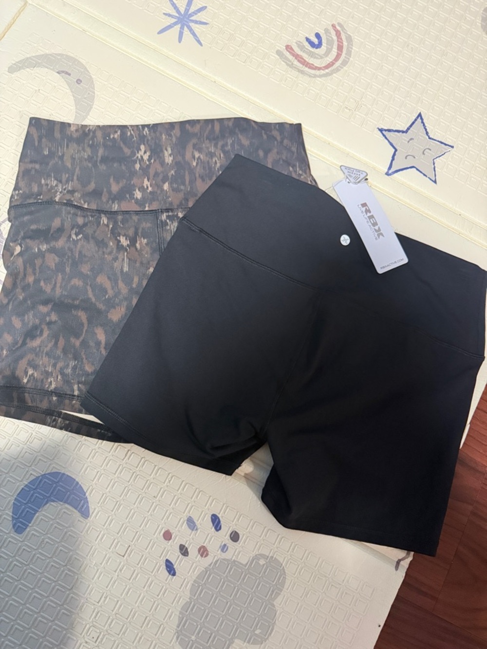 2XU Black and Brown Patterned Women's Bike Shorts